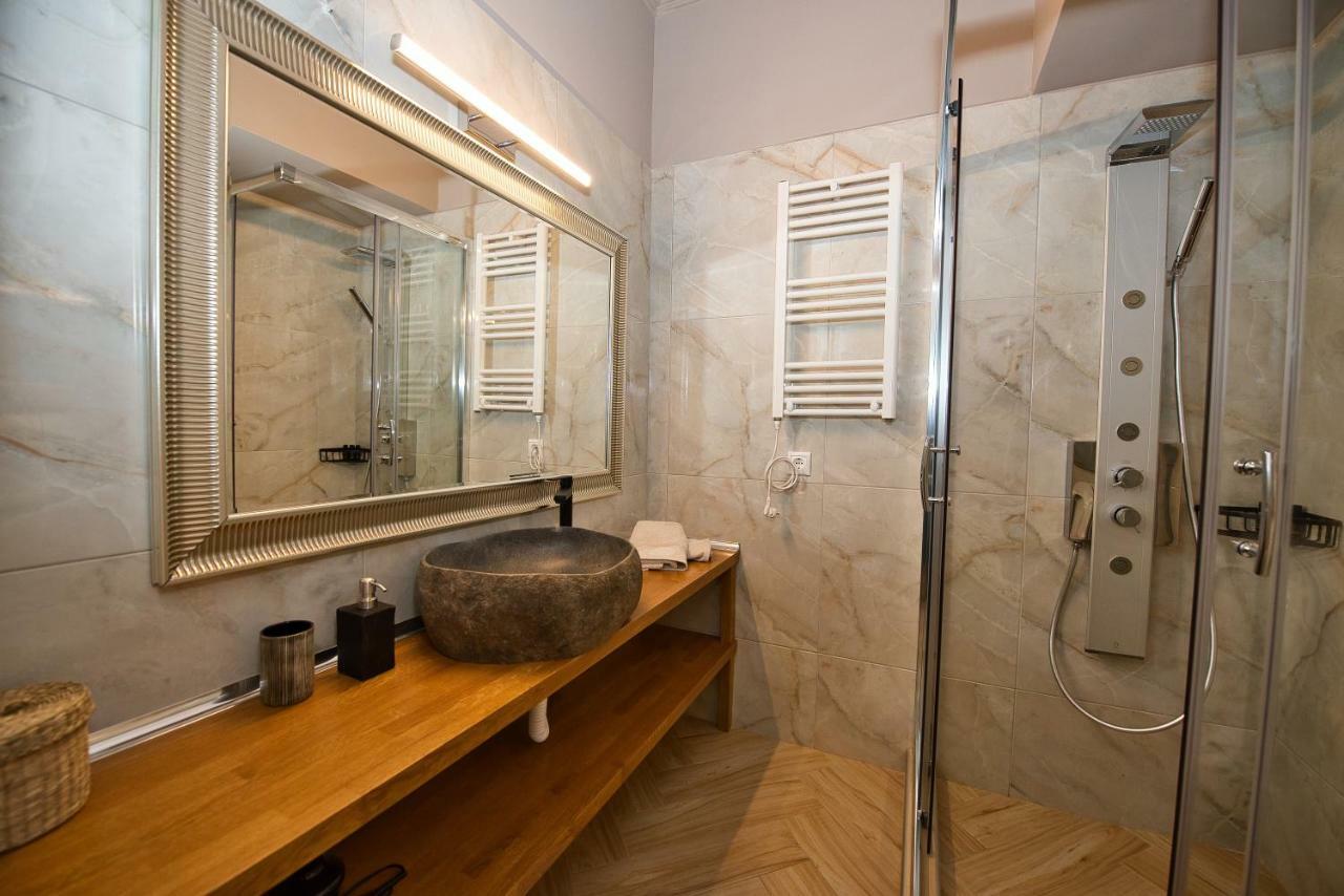 Rastoni Athens Suites Near Acropolis At Tsatsou Street Exterior photo