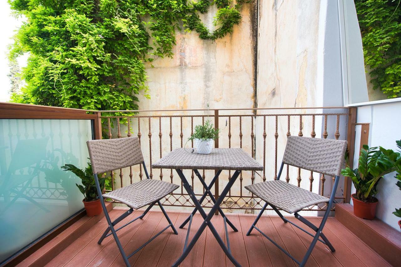 Rastoni Athens Suites Near Acropolis At Tsatsou Street Exterior photo